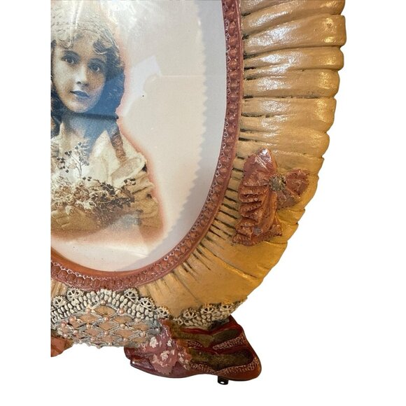 Vtg 1999 Popular Imports 3D Pink Hand Painted Lady Victorian Oval Picture Frame - Picture 5 of 12